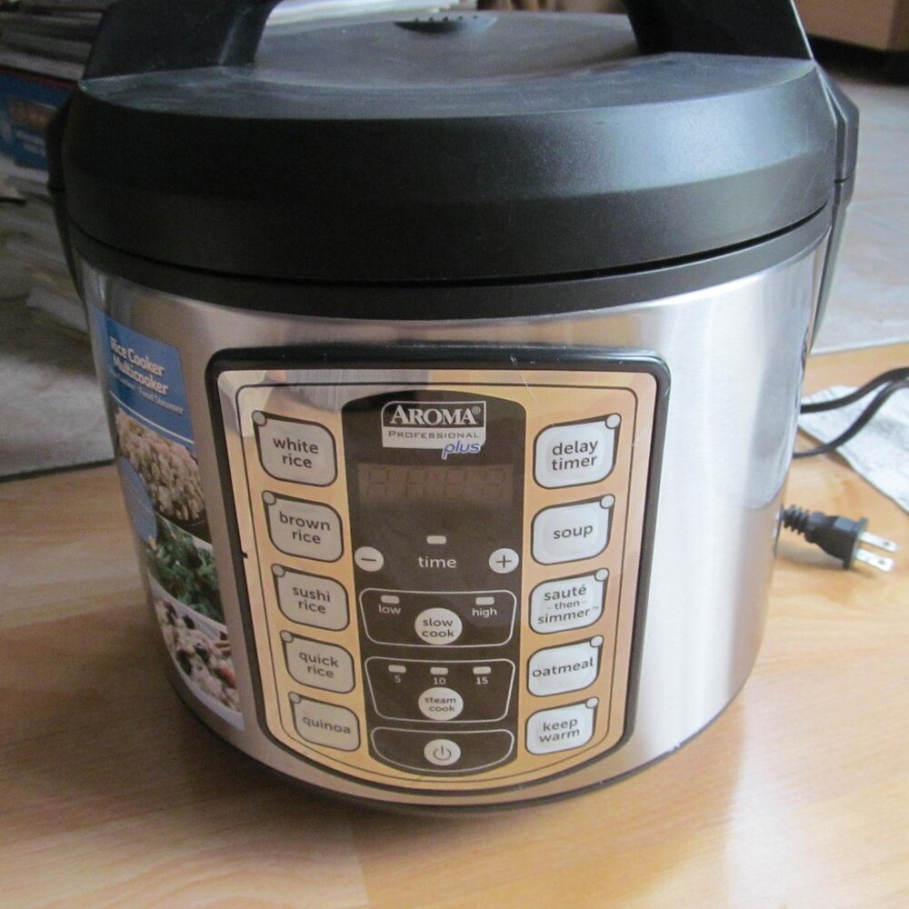 AROMA® Professional 20-Cup (Cooked) / 5Qt. Digital Rice & Grain Multicooker